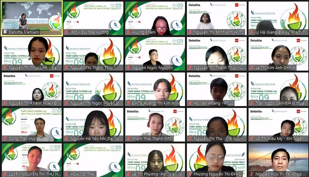 Sinh-vien-ngoai-thuong-nhan-hoc-bong-thap-sang-tuong-lai-mua-9-do-cong-ty-thhh-deloitte-viet-nam-va-hiep-hoi-ke-toan-cong-chung-anh-quoc-acca-dong-to-chuc-1