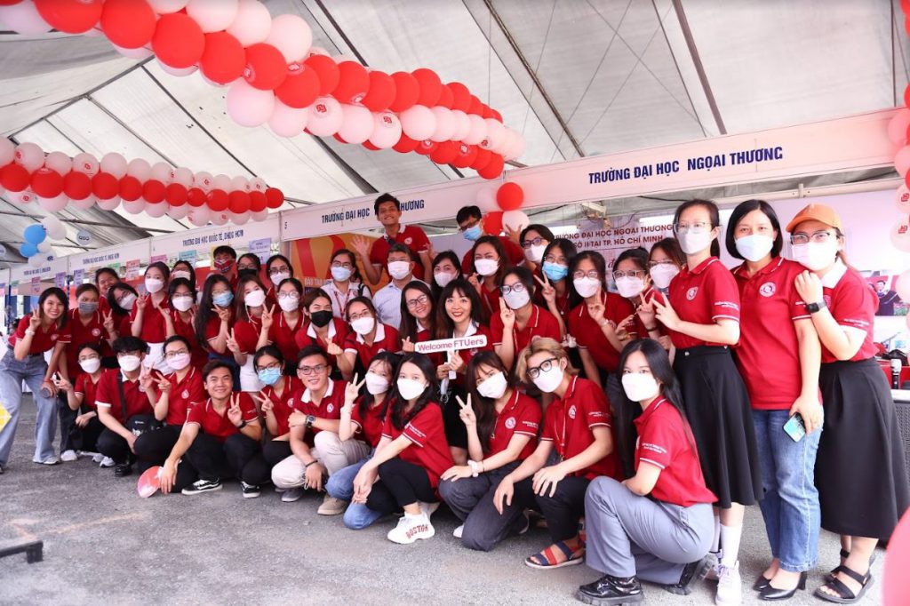 co-so-ii-tai-thanh-pho-ho-chi-minh-tham-gia-ngay-hoi-tu-van-tuyen-sinh-va-dinh-huong-nghe-nghiep-nam-2022-tai-truong-dai-hoc-bach-khoa-tp-ho-chi-minh-01