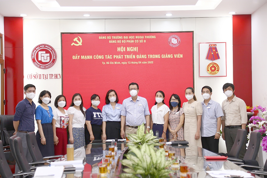 day-manh-cong-tac-phat-trien-dang-trong-giang-vien-co-so-ii-1