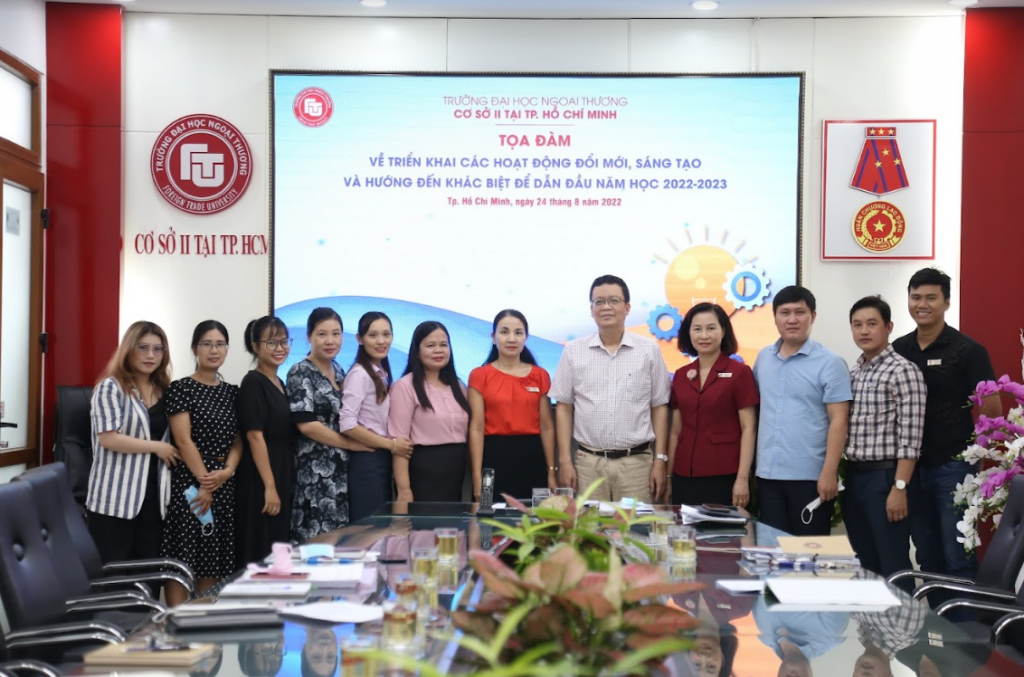 Csii-to-chuc-toa-dam-ve-doi-moi-sang-tao-11