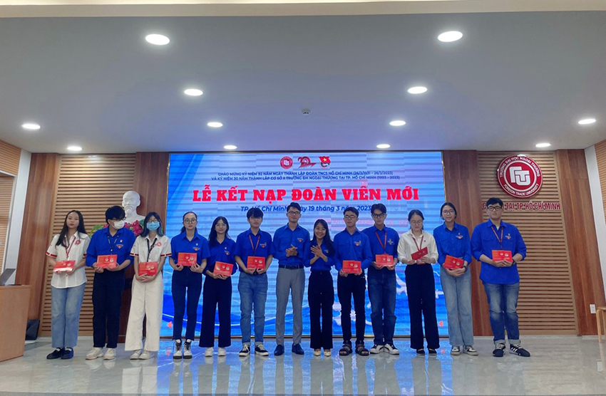 le-ket-nap-doan-vien-moi-3