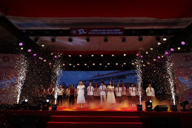 gala-ftu-imprint-dau-an-ngoai-thuong-2