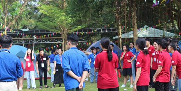 trai-nghiem-thuc-te-phat-trien-ky-nang-can-bo-doan-ngoai-thuong-nam-2023-23