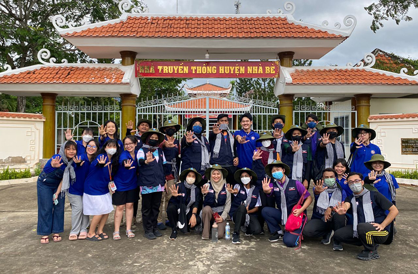 tran-doan-lina-luon-y-thuc-ve-trach-nhiem-doi-voi-cong-dong-3