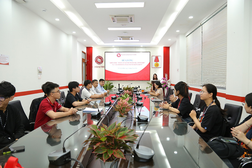 be-giang-khoa-hoc-phan-tich-du-lieu-sql-power-bi-python-1