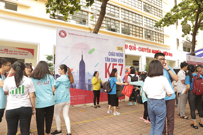 1209-co-so-ii-to-chuc-nhap-hoc-cho-sinh-vien-k57-1