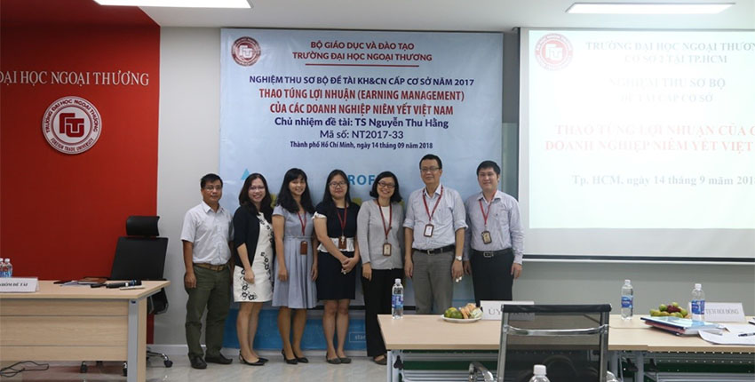 1240-nghiem-thu-so-bo-de-tai-khoa-hoc-va-cong-nghe-cap-co-so-thao-tung-loi-nhuan-cua-cac-doanh-nghiep-niem-yet-viet-nam