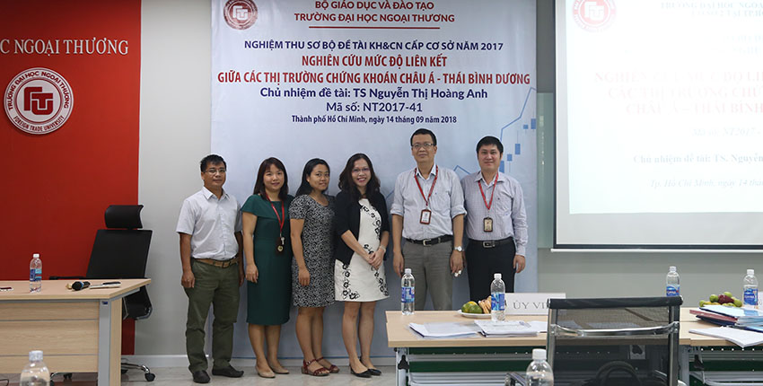 1243-truong-dai-hoc-ngoai-thuong-co-so-2-tai-tphcm-to-chuc-nghiem-thu-so-bo-de-tai-khoa-hoc-va-cong-nghe-cap-co-so