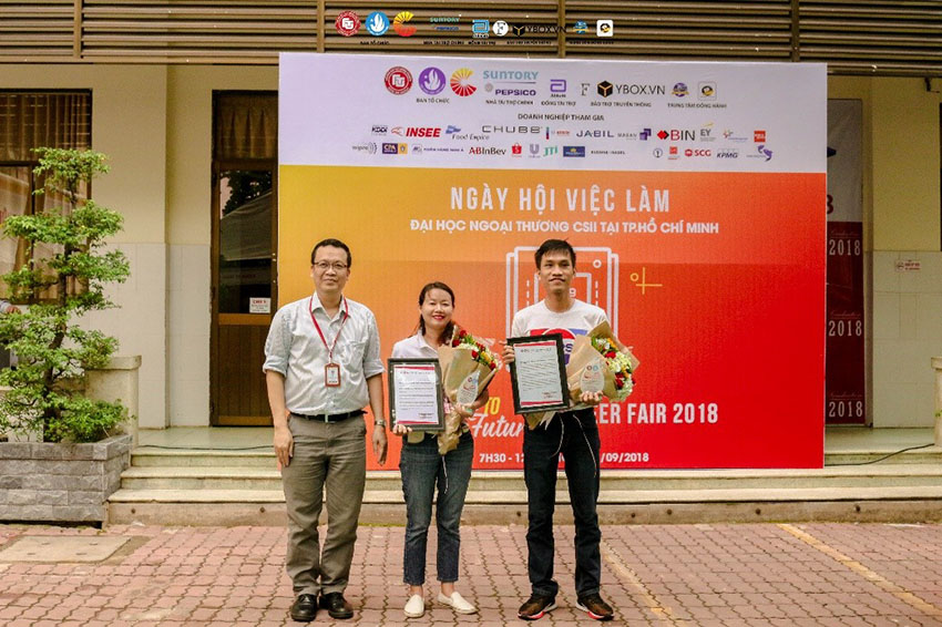 1246-ngay-hoi-viec-lam-dai-hoc-ngoai-thuong-co-so-ii-nam-2018-soi-dong-nhieu-trai-nghiem-truyen-cam-hung-khoi-nghiep-2