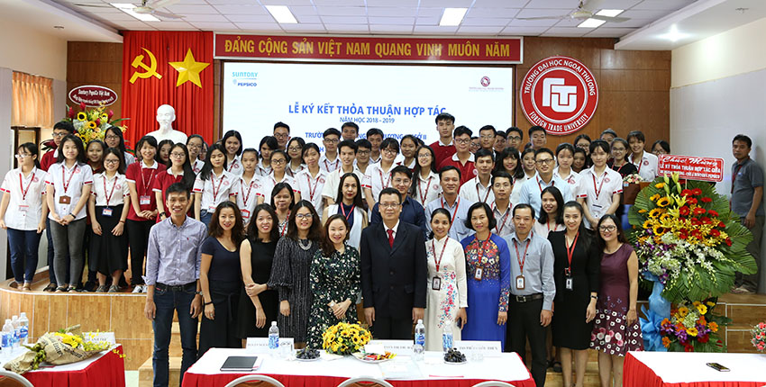 1294-le-ky-ket-thoa-thuan-hop-tac-giua-co-so-ii-va-cong-ty-tnhh-nuoc-giai-khat-suntory-pepsico-viet-nam-4