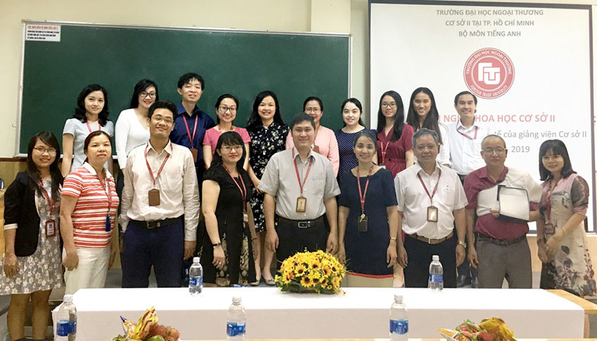 1413-hoi-nghi-bao-cao-ket-qua-di-thuc-te-bo-mon-tieng-anh-nam-hoc-2018-2019