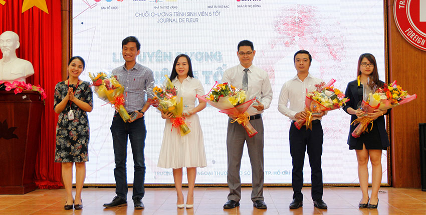 1440-sinh-vien-ngoai-thuong-ban-linh-tu-tin-chinh-phuc-danh-hieu-sinh-vien-5-tot-1