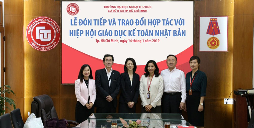 1452-hop-tac-toan-dien-nha-truong-doanh-nghiep-tao-co-hoi-cho-sinh-vien-tiep-can-thuc-tien-truong-dhnt-cs-ii-1