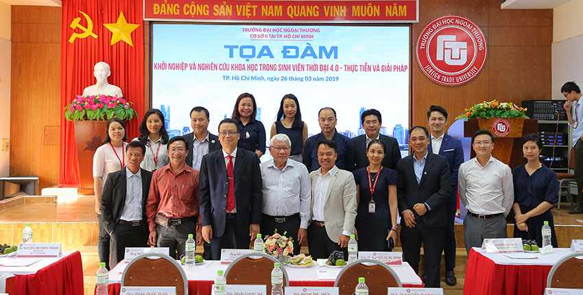 1545-co-so-ii-sat-canh-cung-sinh-vien-trong-hoat-dong-khoi-nghiep-va-nghien-cuu-khoa-hoc-3