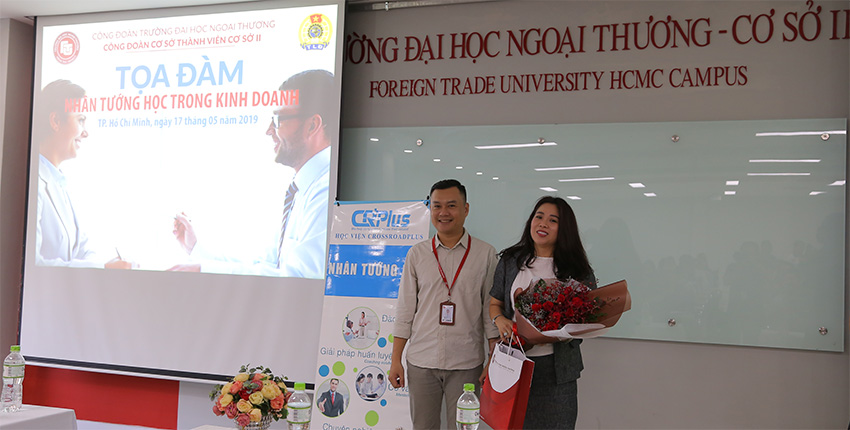 1649-cong-doan-cstvcsii-tphcm-to-chuc-toa-dam-chuyen-mon-nhan-tuong-hoc-trong-kinh-doanh-1