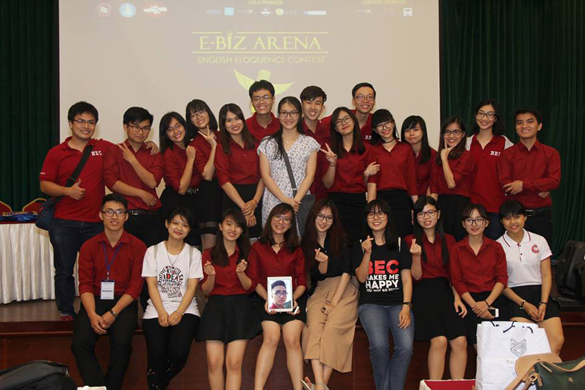 1730-guong-mat-ftu-thang-06-1