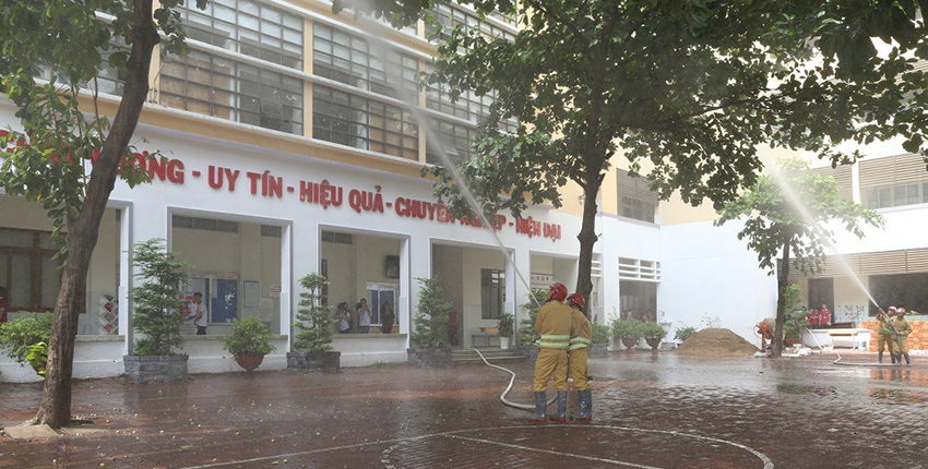 1743-dien-tap-phuong-an-chua-chay-va-cuu-nan-cuu-ho-nam-2019-tai-co-so-ii-tphcm-4