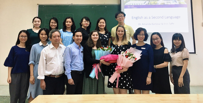 Bộ môn Tiếng Anh tổ chức tập huấn Phương pháp giảng dạy Tiếng Anh cho giảng viên (English Teaching Methodology Training Sessions for the lecturers of English Faculty)