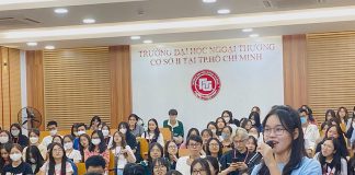 we-the-icebreakers-mua-3-pha-bang-tan-sinh-vien-co-so-ii-truong-dai-hoc-ngoai-thuong-5