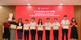 le-tuyen-duong-khen-thuong-gvhd-sv-dat-giai-nh-2022-2023-4