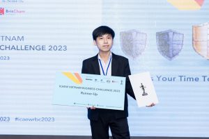 kho-giai-thuong-dong-thu-khoa-kinh-te-doi-ngoai-le-minh-thang-1