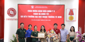 doan-can-bo-bac-si-benh-vien-quan-y-4-tham-hoi-va-chuc-tet-co-si-ii-2