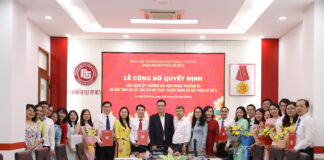 le-cong-bo-qd-dang-uy-truong-dai-hoc-ngoai-thuong-1