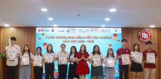 le-tong-ket-du-an-ftu2-talents-for-community-2023-tuyen-duong-sinh-vien-05-tot-2022-2023-17