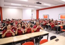 Sinh viên Đào tạo quốc tế đón nhận niềm vui nhân ngày đi học đầu tiên sau Tết Nguyên Đán 2024