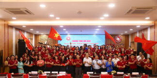 chuong-trinh-van-nghe-viet-nam-to-quoc-toi-20