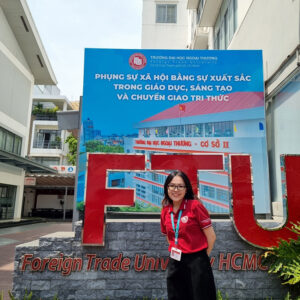 nguyen-thu-nga-toa-sang-tren-bang-vang-nghien-cuu-khoa-hoc-1