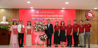 le-cong-bo-va-trao-quyet-dinh-bo-nhiem-bo-nhiem-lai-vcql-co-so-ii-7