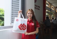 Tân sinh viên Đào tạo quốc tế phấn khởi và hào hứng trong Ngày hội Nhập học, gia nhập “đại gia đình” Ngoại thương 2024