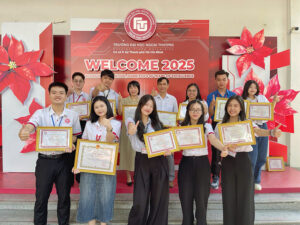 nhom-sv-co-so-csii-dat-giai-khuyen-khich-giai-thuong-khoa-hoc-cong-nghe-2024-2