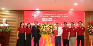 co-so-ii-to-chuc-le-cong-bo-va-trao-quyet-dinh-bo-nhiem-lai-pho-giam-co-so-ii-4