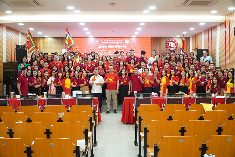 hao-khi-dan-toc-va-khat-vong-hung-cuong-trong-giai-dieu-tu-hao-3