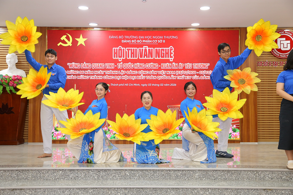 hoi-thi-van-nghe-chao-mung-ky-niem-96-nam-ngay-thanh-lap-dang-5