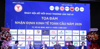 giam-doc-phan-hieu-truong-dh-ngoai-thuong-tai-tphcm-chia-se-ngay-hoi-ket-noi-giao-thuong-lan-thu-41-1