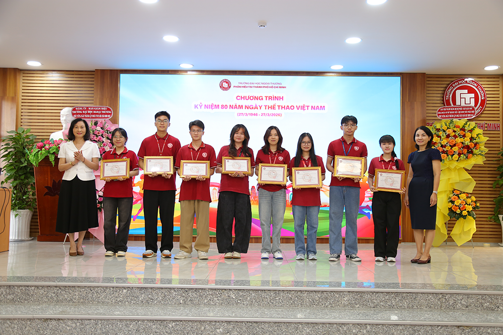 le-ky-niem-80-nam-ngay-the-thao-vn-cua-phan-hieu-truong-dai-hoc-ngoai-thuong-3
