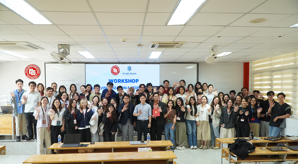 phan-hieu-truong-dh-ngoai-thuong-phoi-hop-voi-starttrain-workshop-6