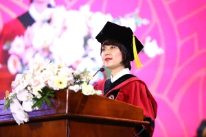 dau-moc-truong-thanh-va-tiep-noi-le-trao-bang-tot-nghiep-thang-04-2026-1