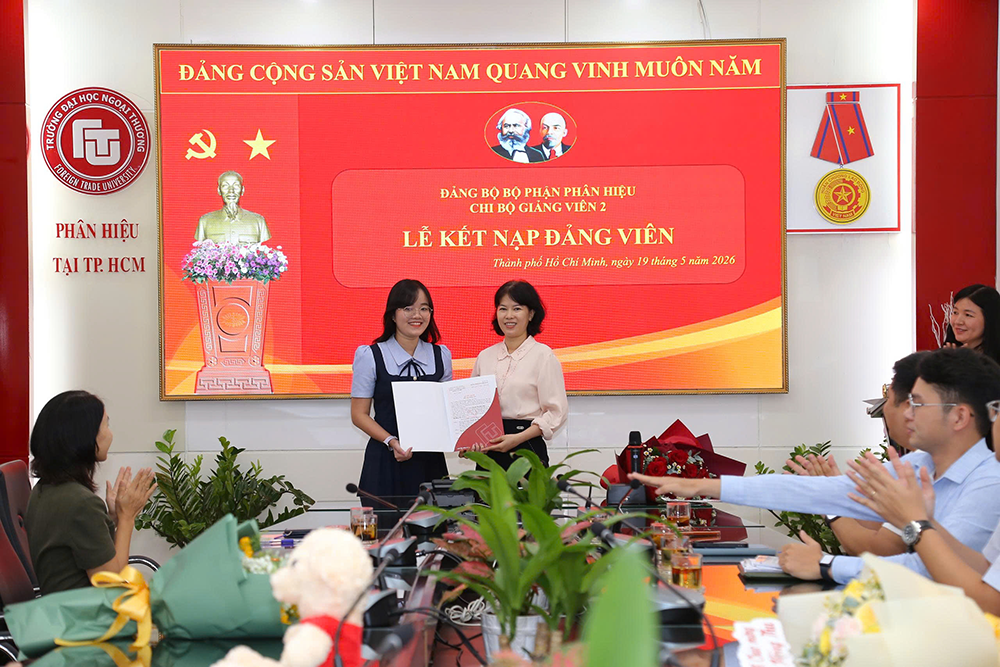 le-ket-nap-dang-vien-cho-quan-chung-cbgv-2-1