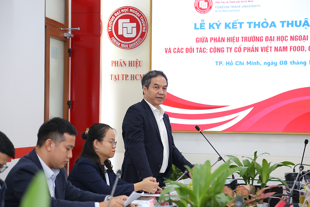 ph-truong-dh-ngoai-thuong-tai-tphcm-hop-tac-cty-cp-viet-nam-food-cty-sondoong-labs-2