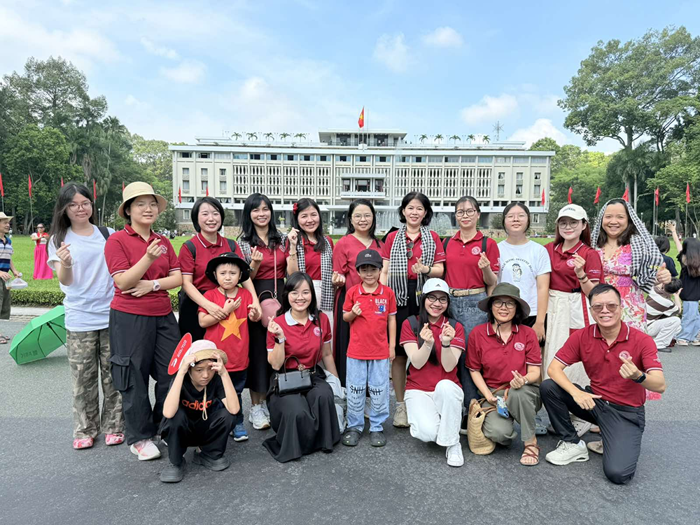 chi-bo-gv-2-to-chuc-hoat-dong-ve-nguon-2026-1