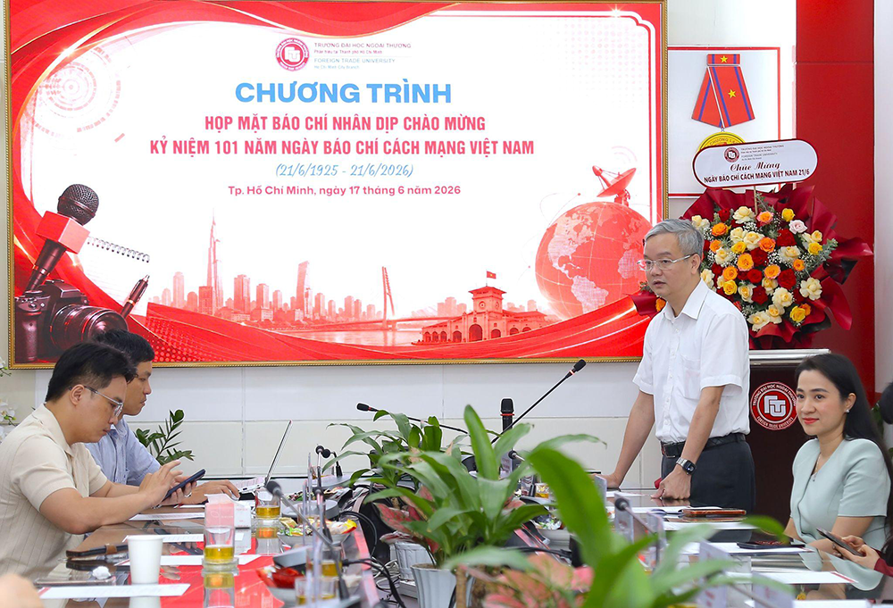 hop-mat-bao-chi-chao-mung-ky-niem-101-nam-ngay-bao-chi-cach-mang-vn-1