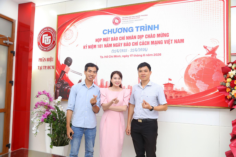 hop-mat-bao-chi-chao-mung-ky-niem-101-nam-ngay-bao-chi-cach-mang-vn-11