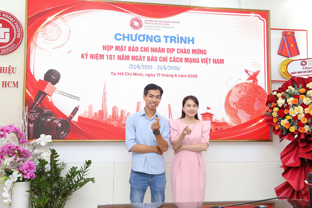 hop-mat-bao-chi-chao-mung-ky-niem-101-nam-ngay-bao-chi-cach-mang-vn-13