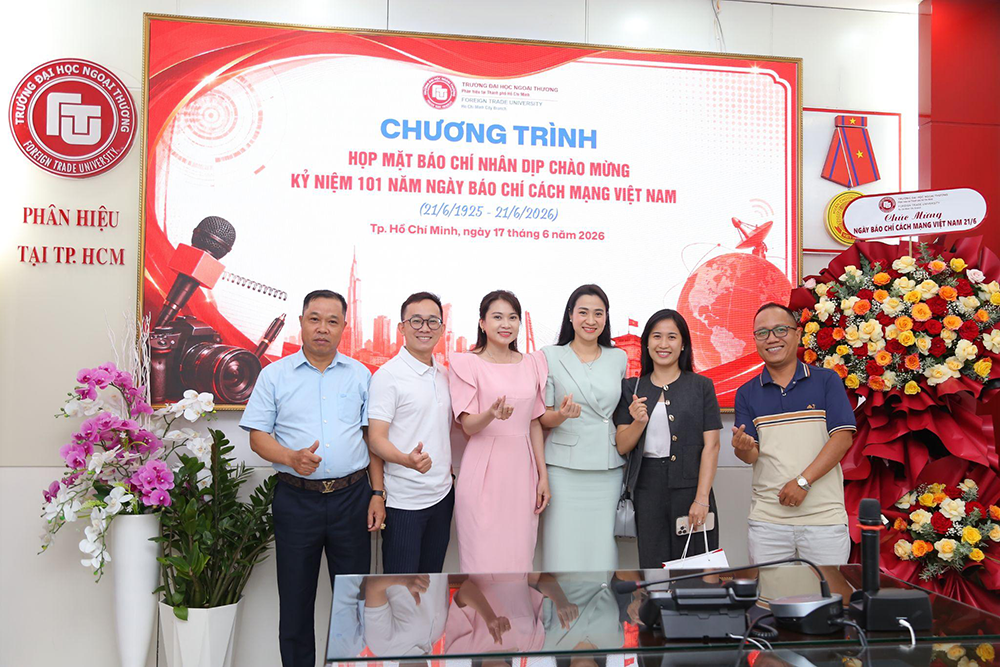hop-mat-bao-chi-chao-mung-ky-niem-101-nam-ngay-bao-chi-cach-mang-vn-19