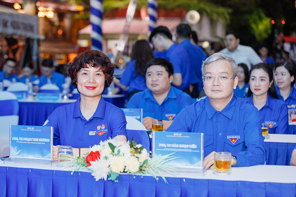 ky-niem-30-nam-thanh-lap-doan-tncs-hcm-phan-hieu-23