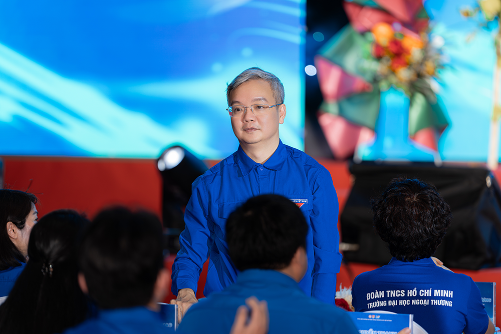 ky-niem-30-nam-thanh-lap-doan-tncs-hcm-phan-hieu-7